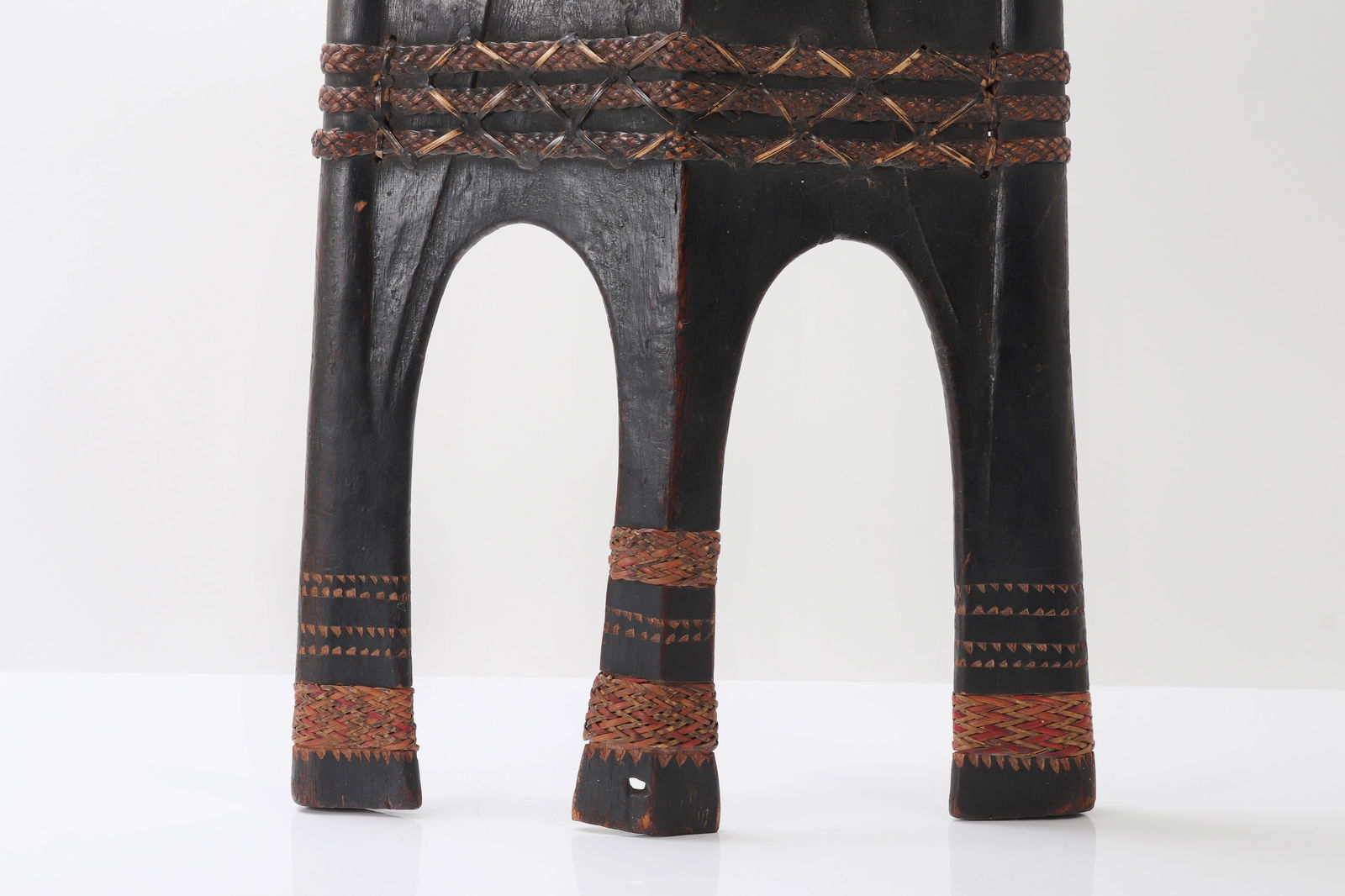 Authentic Bontoc Shield, 19th C. - 4