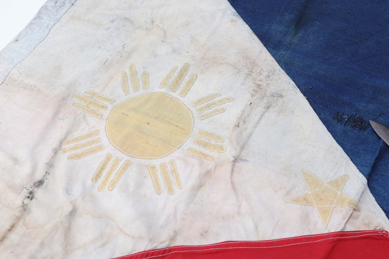 1st Republic Flag & Sword Set - 3