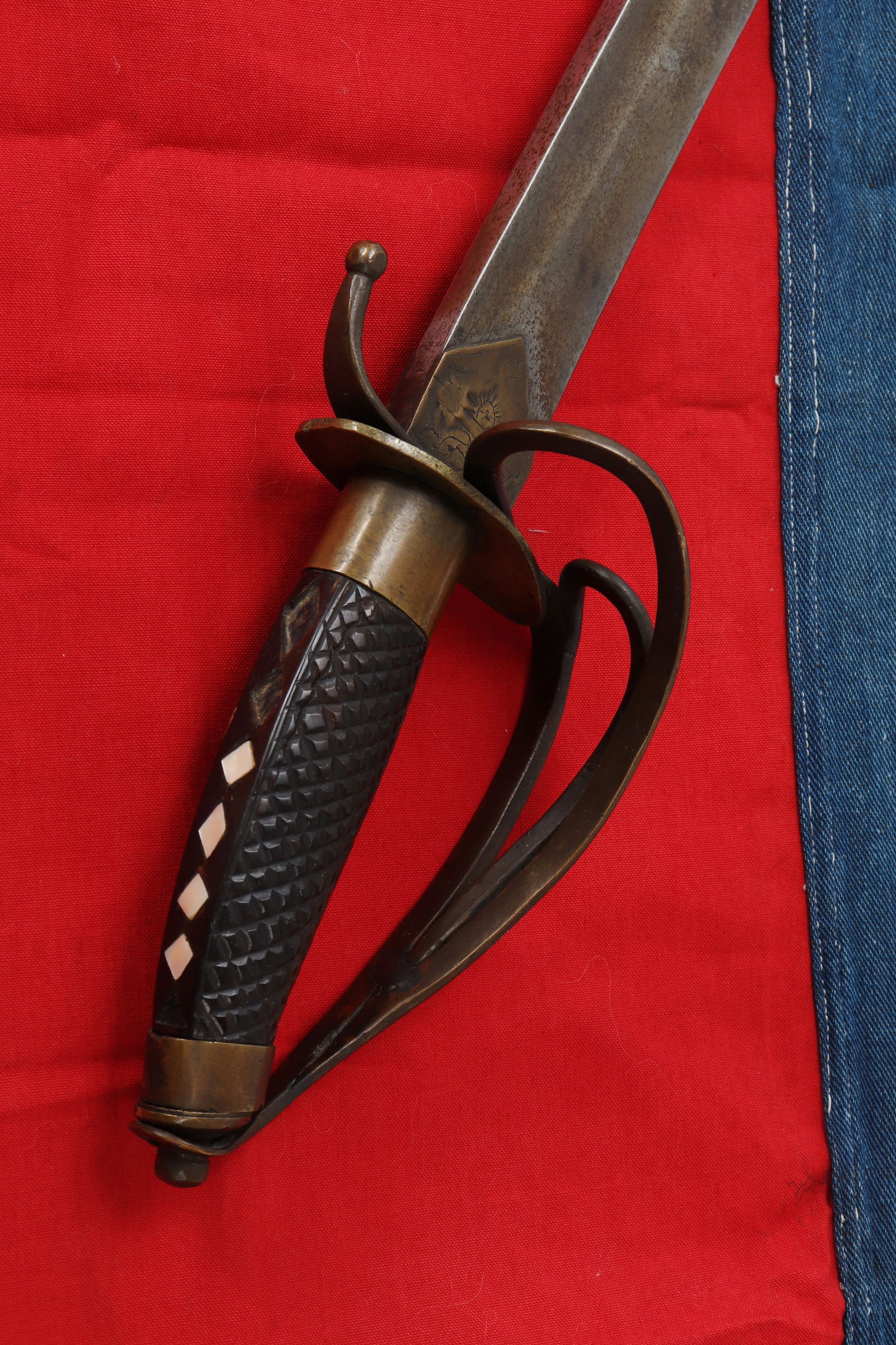 1st Republic Flag & Sword Set - 4