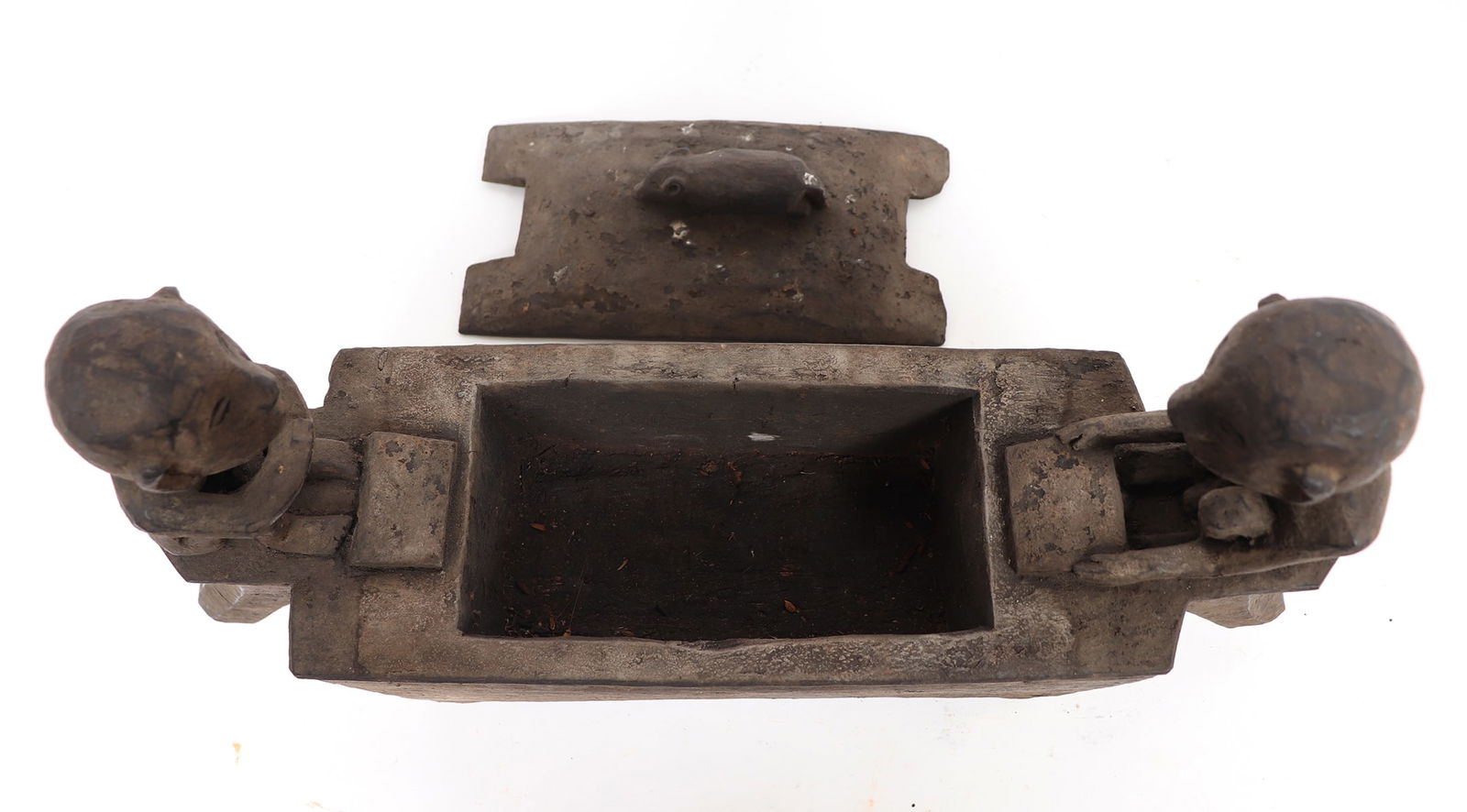 Important Philippine "Punamham" Sacrificial Ritual Box - 11