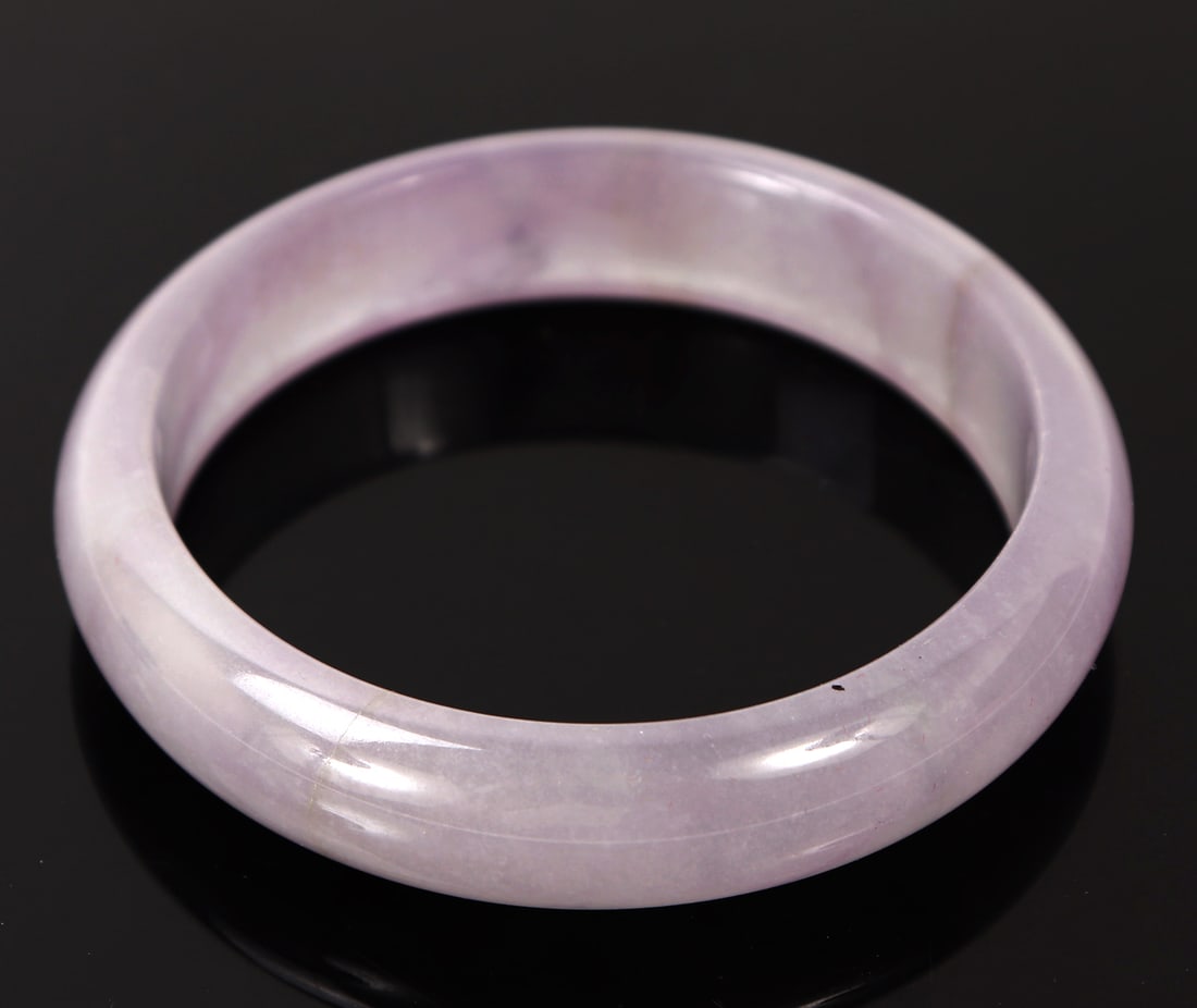 Stunning Amethyst Crystal Bracelet: Stunning natural amethyst geode crystal bangle bracelet. Lovely light lilac purple to deep royal purple coloring throughout. Size 3" L x 3" W, weight 65g