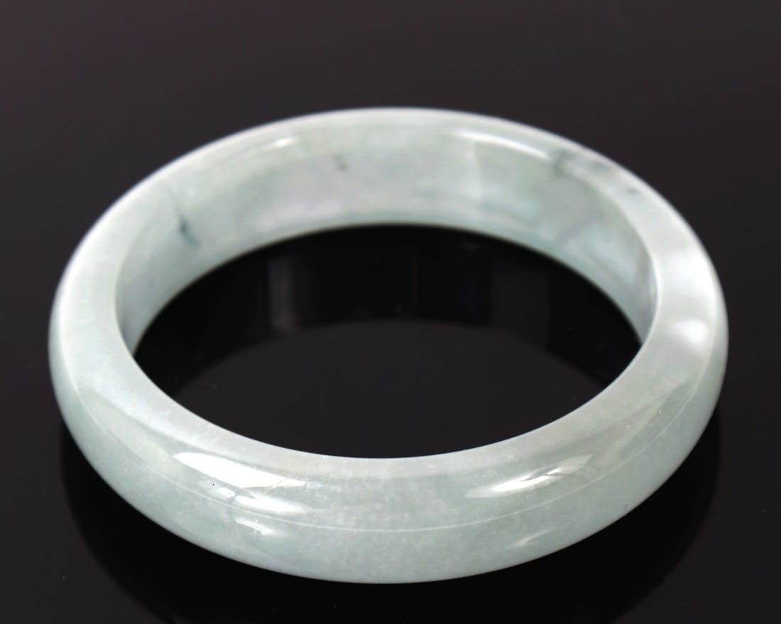 Gorgeous Rock Crystal Quartz Bangle Bracelet - 2