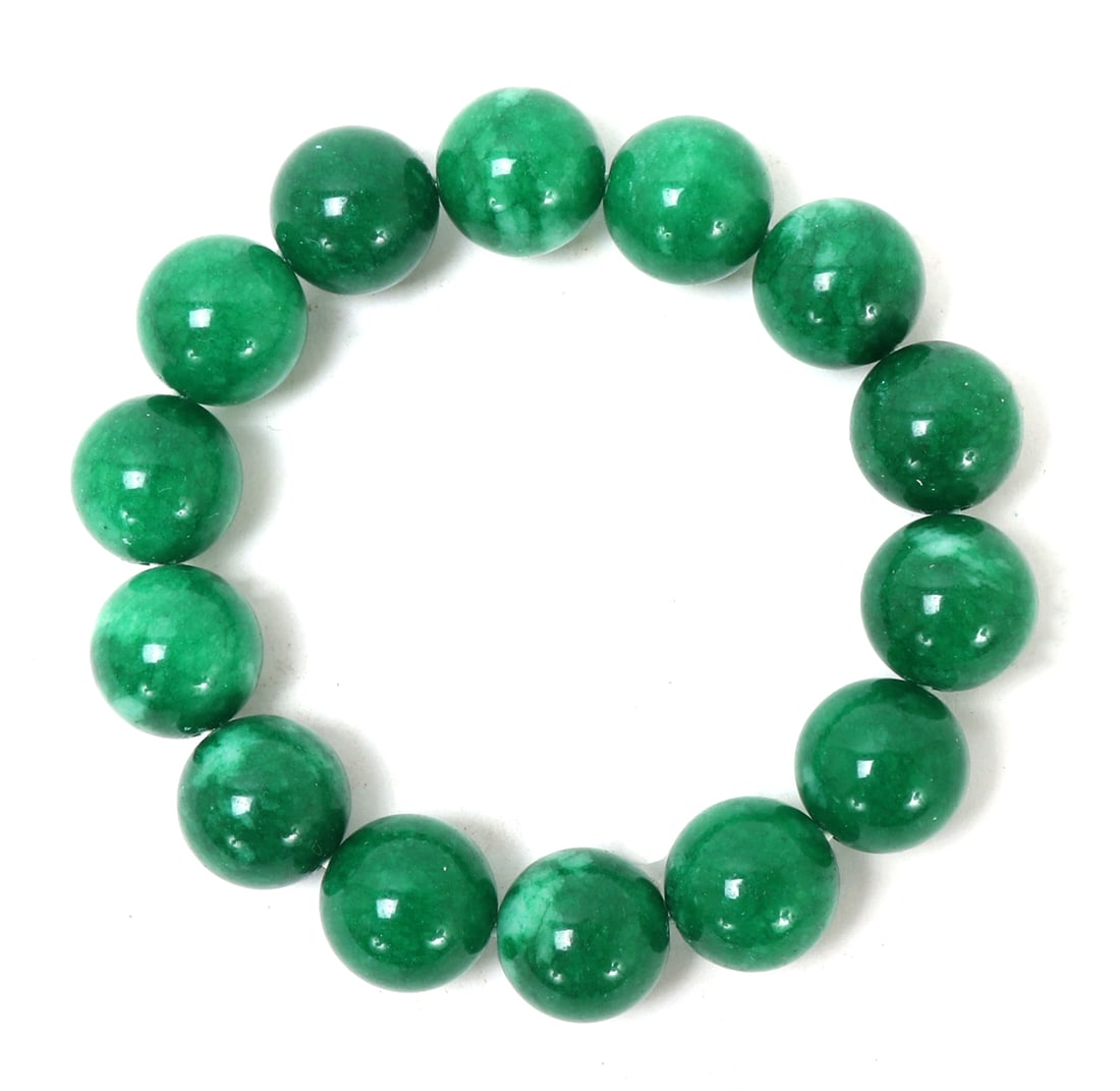 Lovely Chinese Brilliant Green Bracelet: Chinese bright jade style bracelet with beautiful unique beads strung on an elastic band to fit anyone with ease. Size 3" L x 3" W x 1/2" H, weight 50g