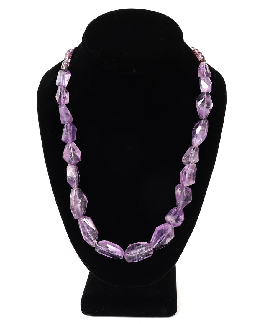 Lovely Lavendar Purple Chunky Amethyst Necklace: Beautiful light purple chunky amethyst necklace with silver style clasps with floral incised beads to the reverse. Dozens of beautiful almost translucent beads with gemstone style cut. Size 20 1/2" L