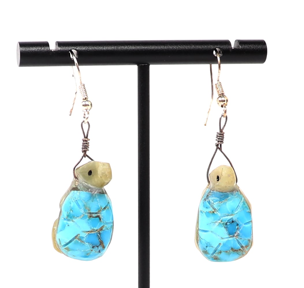 Adorable Pair of Zuni Turtle Earrings, Turquoise (1 of 3)