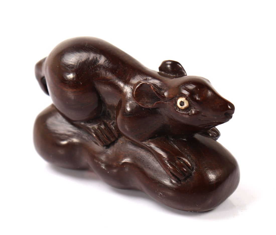 Adorable Chinese Wood Carved Mouse Netsuke: Well carved Chinese wood mouse netsuke perched on a log, well detailed with bone inlayed eyes. Signed inlayed bone to the bottom. Size 2" L x 1" W x 1" H