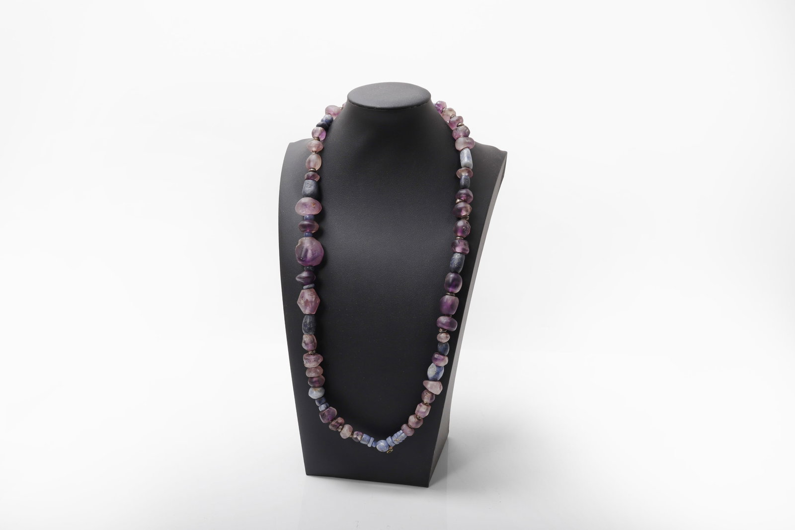 Ancient Amythyst & Lapis Necklace, Chimu 900CE - 1470CE (1 of 5)