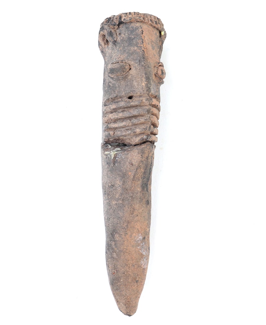 Koma Terracotta Head, 12th - 16th: West Africa, Koma terracotta heads, 12th - 16th century. Koma peoples pointed terracotta heads with elongated features. Size 7 1/2" L, Weight 334 g Ex-USA Collection. Family collection of an esteemed