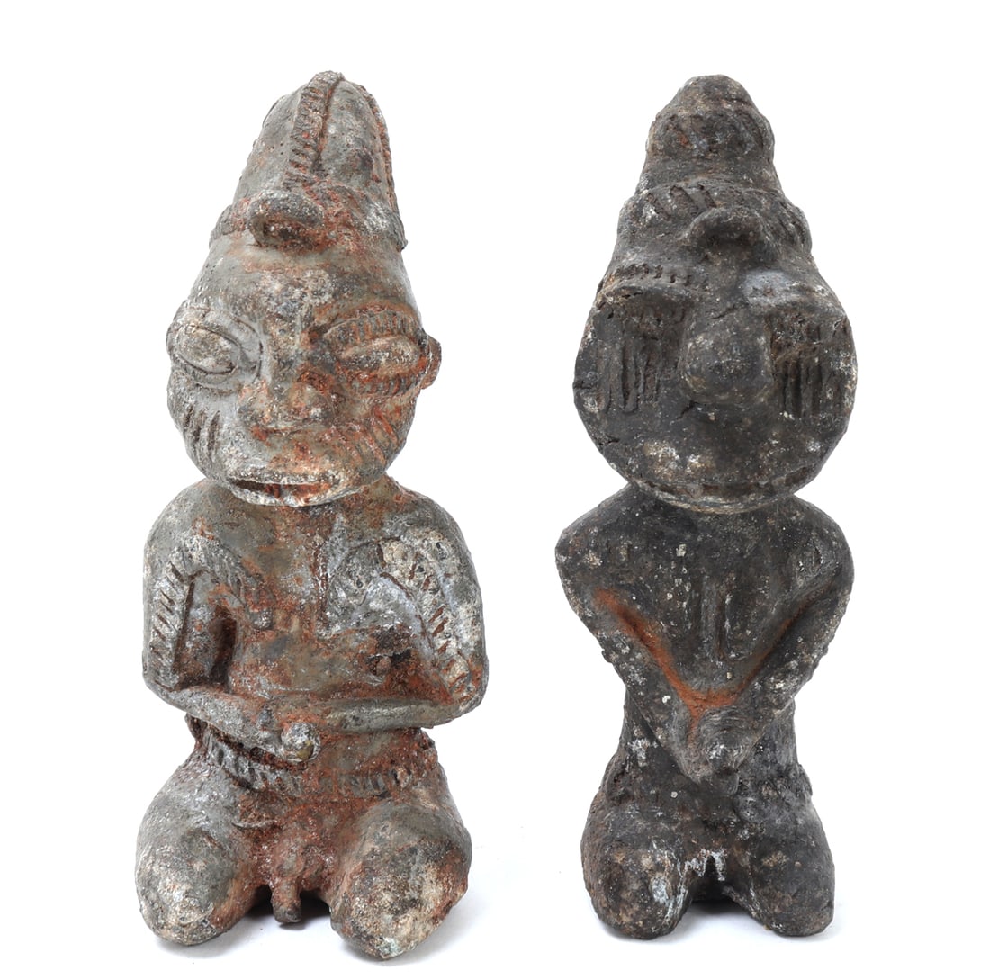 Pair Of Onile Terracotta Figures, Yoruba: Fine pair of Onile terracotta figures, Yoruba Peoples Nigeria. Each in the kneeling position with the hands held to the bellies. Size 4 1/4", Weight 270 g Ex-Tennessee Collection. Family collection