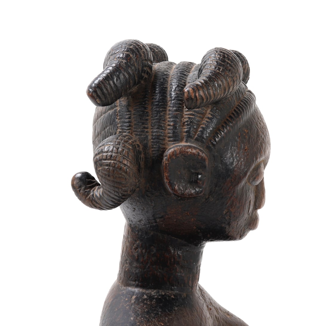 Yoruba Maternity Figure on Throne - 14