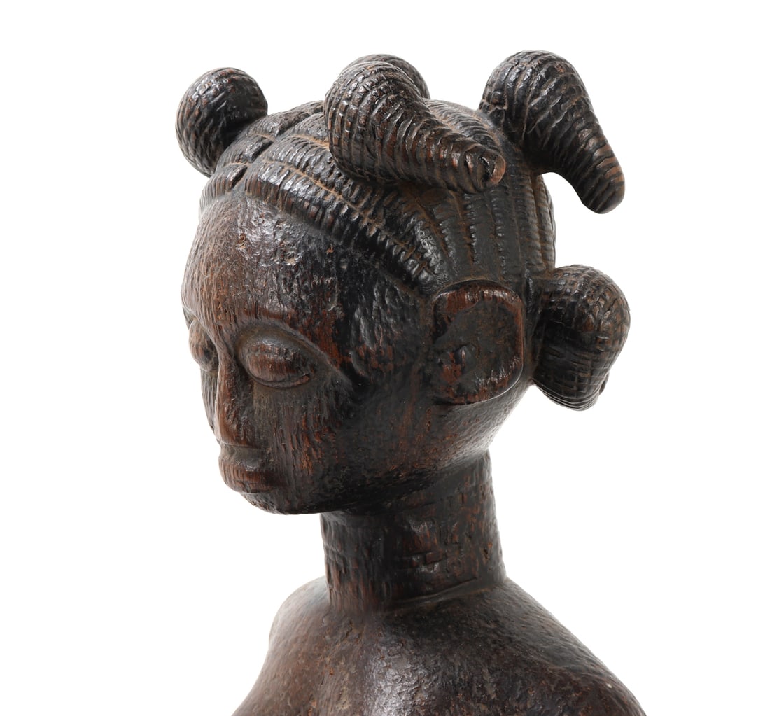 Yoruba Maternity Figure on Throne - 9