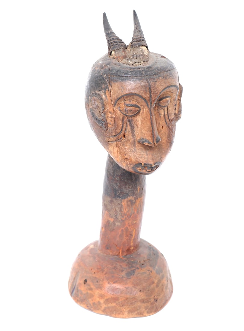 Idoma Horned Helmet Crest (1 of 8)
