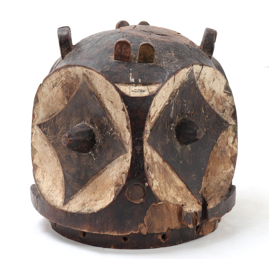 Democratic Republic of the Congo Bembe Alunga Helmet Mask (1 of 11)