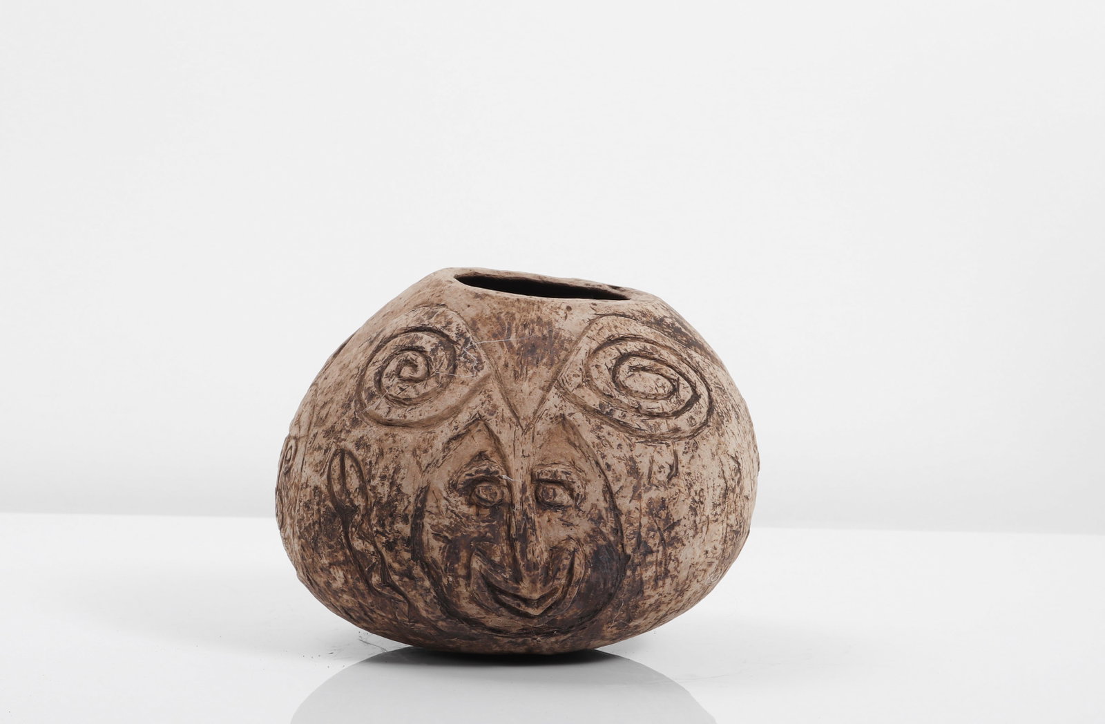 Carved "Bemble" Coconut Shell Vessel - 3