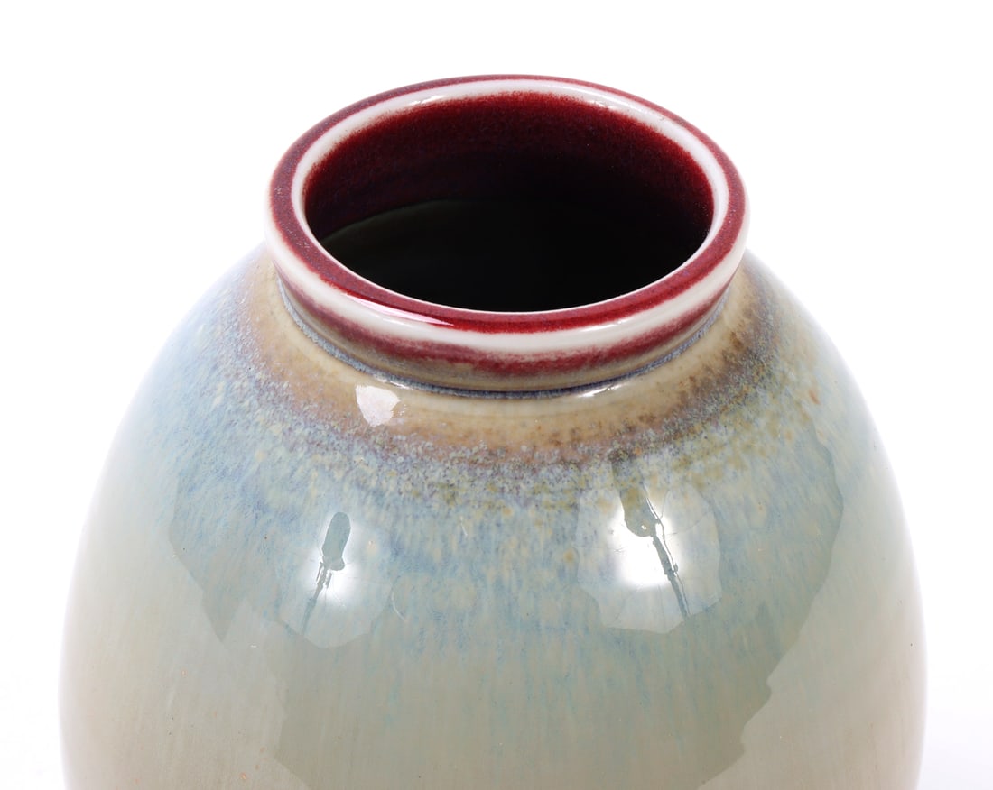 Chinese Polychrome Glazed Vase - 3