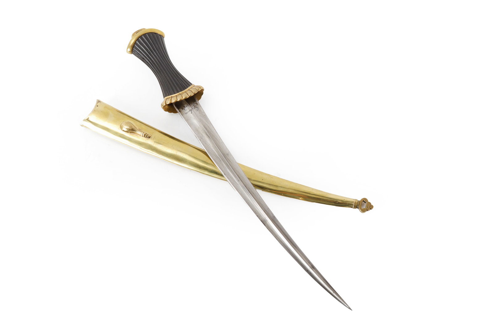 Important "Early Consular" French 1st Empire Mameluke Poignard Dagger, c. 1801-1804 (Early Consular: Important "Early Consular" French First Empire Mameluke Poignard Dagger, Circa 1801 - 1804 (Early Consular / Early Empire Period). The slightly curved blade is inscribed near the forte "Coulaux Freres