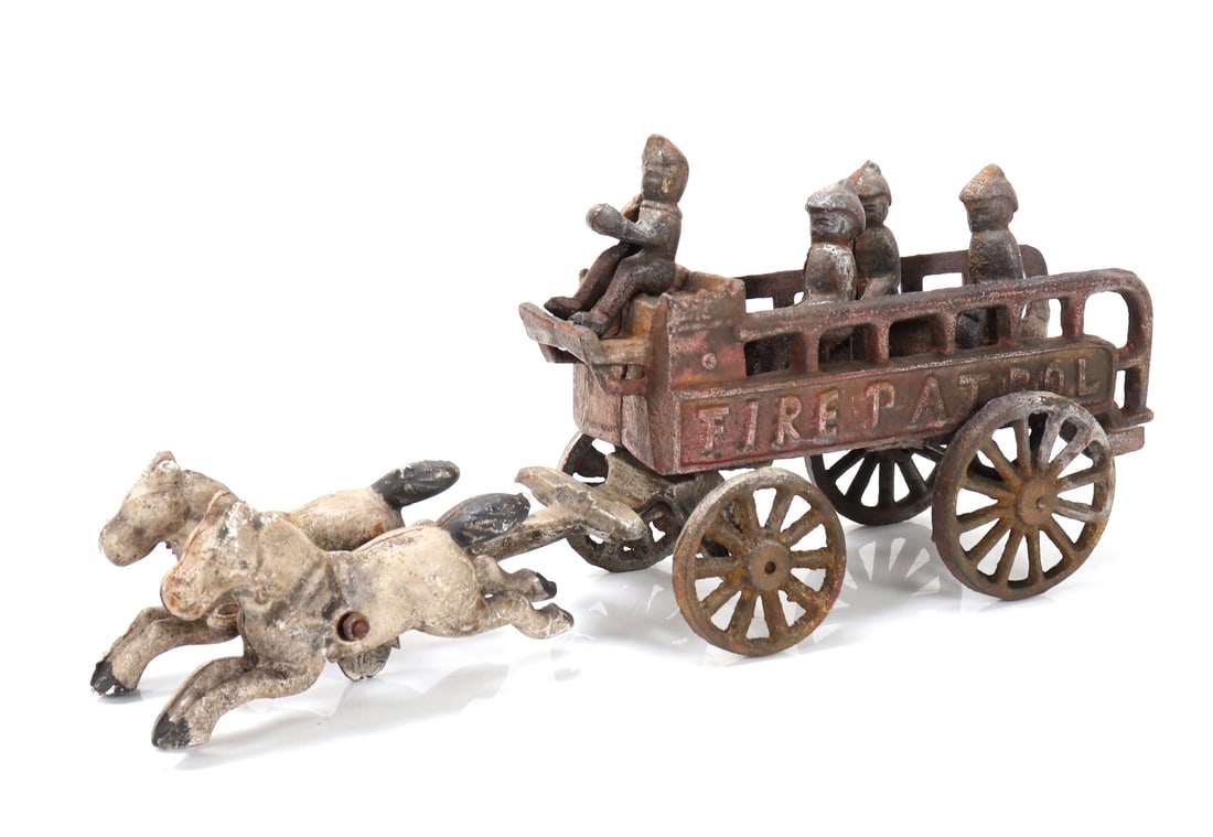 Cast Iron Toy Fire Patrol Wagon: Old Americana cast iron horse drawn fire patrol toy model in original paint. Size 16" L x 3" W x 5" H, weight 1765g Ex-Pasadena Toy Collection