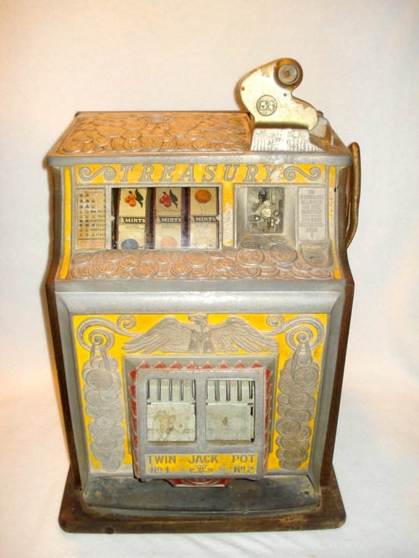 5 Cent Watling Treasury Twin Jackpot Slot Machine. (1 of 10)