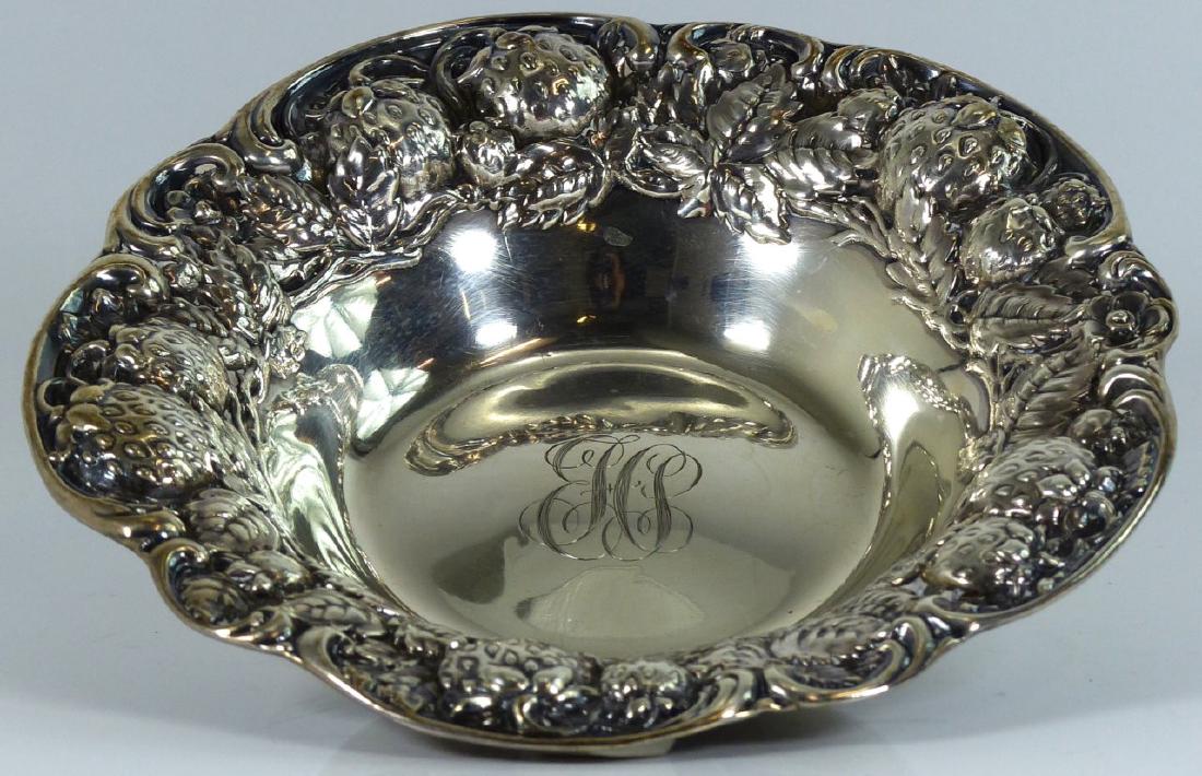MAUSER ANTIQUE STERLING SILVER STRAWBERRY BOWL (1 of 7)