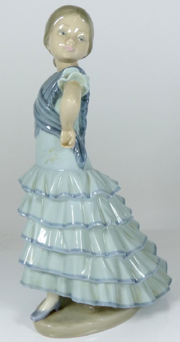 LLADRO 'LITTLE SENORITA' PORCELAIN FIGURE #5054 (1 of 9)