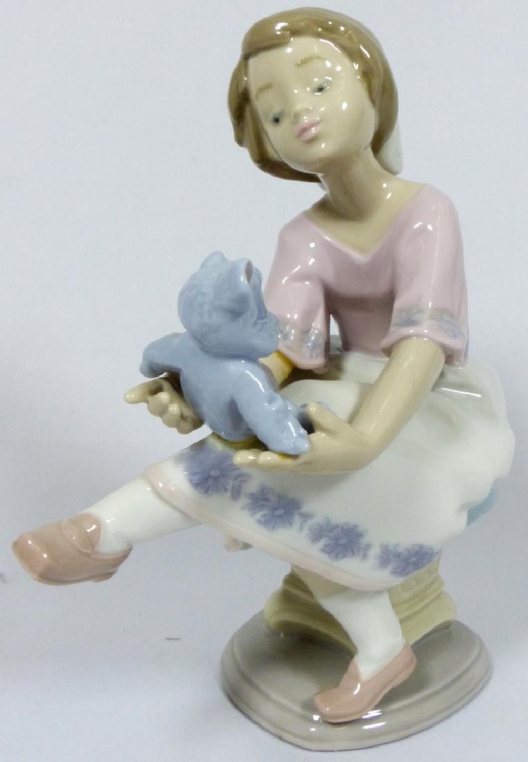LLADRO 'BEST FRIEND' 7620 PORCELAIN FIGURINE w BOX (1 of 9)