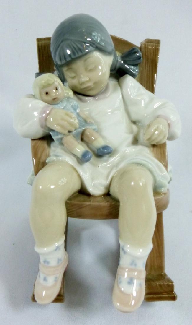 LLADRO 'NAPTIME' 5448 PORCELAIN FIGURINE (1 of 5)