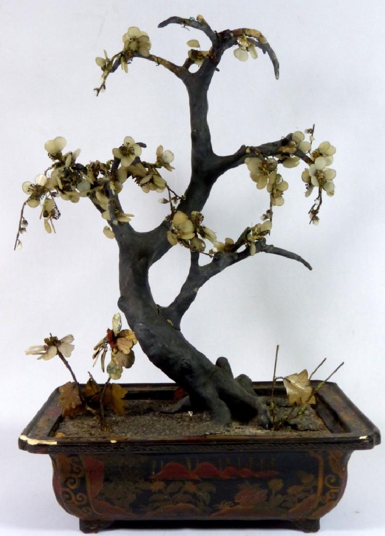 ANTIQUE CHINESE JADE TREE IN LACQUERED WOOD STAND (1 of 10)