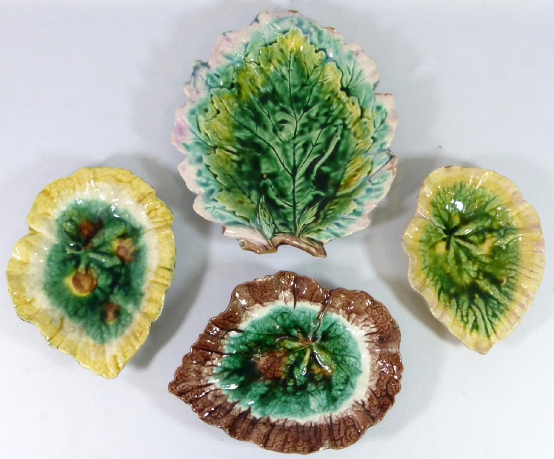 4pc ETRUSCAN MAJOLICA LEAF FORM PLATES (1 of 6)