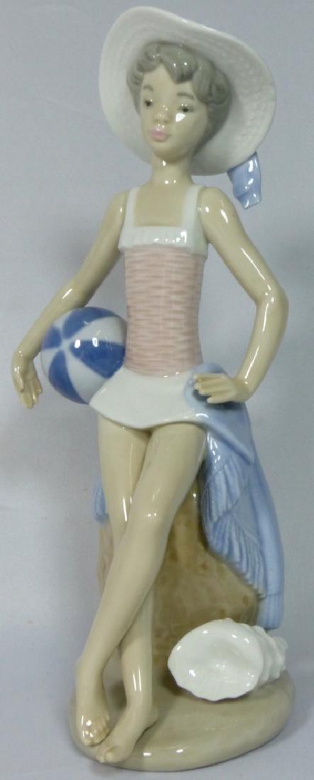 LLADRO 'SUMMER' 5219 PORCELAIN FIGURINE w BOX (1 of 7)