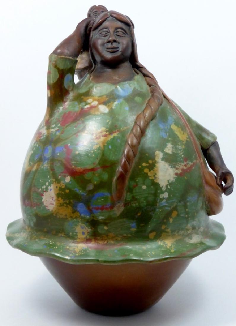 PERUVIAN POTTERY FIGURE OF MOTHER & CHILD (1 of 8)
