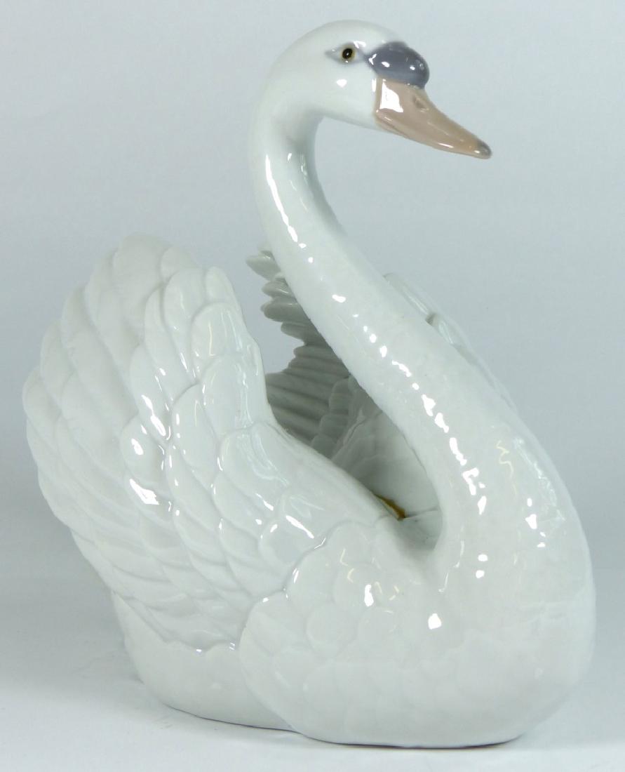LLADRO SWAN PORCELAIN FIGURINE #5231 (1 of 7)