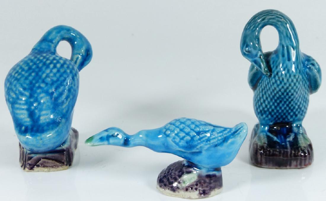3pc CHINESE PORCELAIN BLUE GLAZED DUCKS (1 of 5)