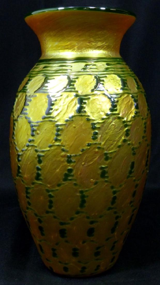 LUNDBERG STUDIOS ART GLASS VASE (1 of 7)