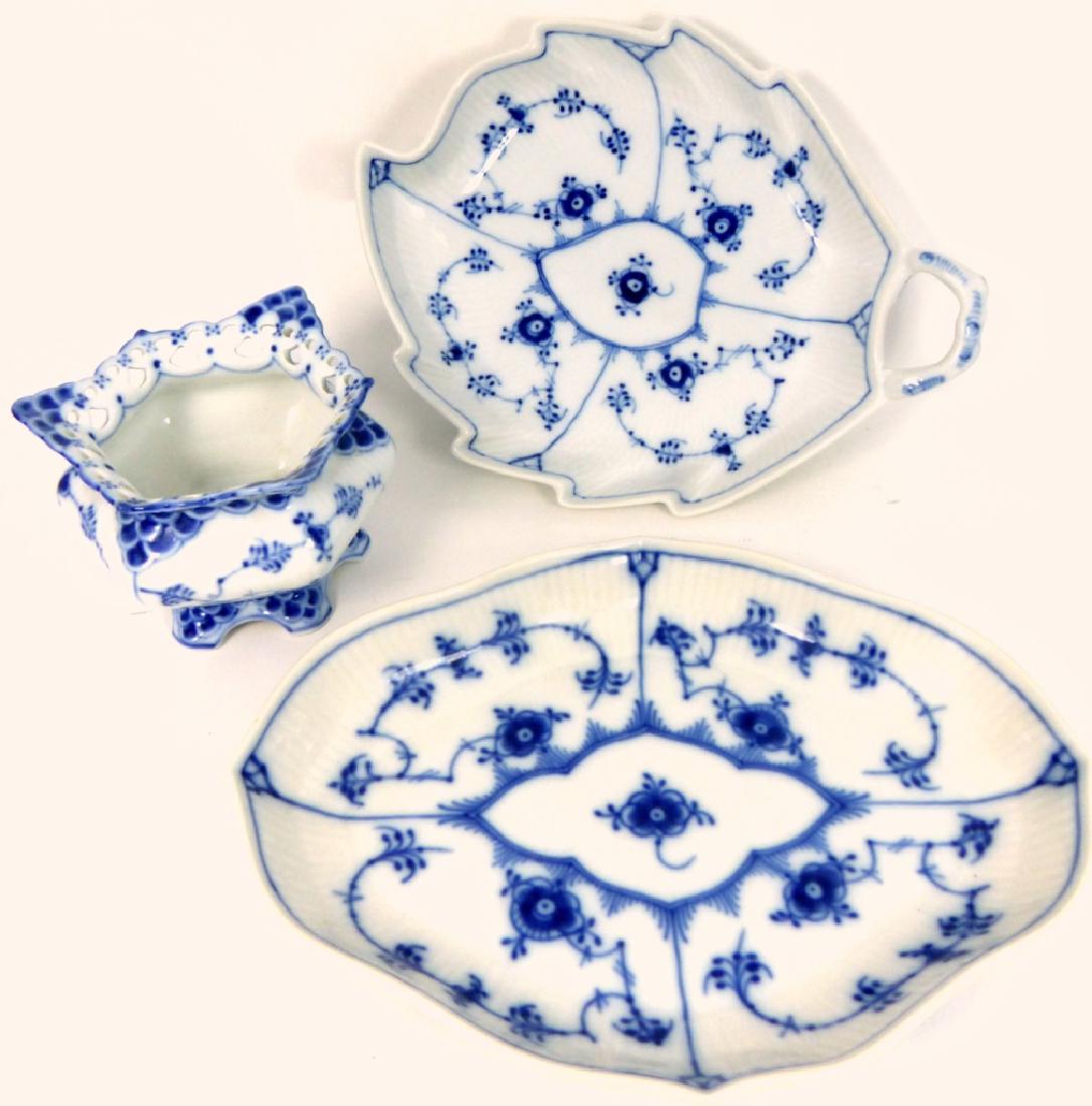 3pc ROYAL COPENHAGEN PORCELAIN TRAYS & BOWL (1 of 5)