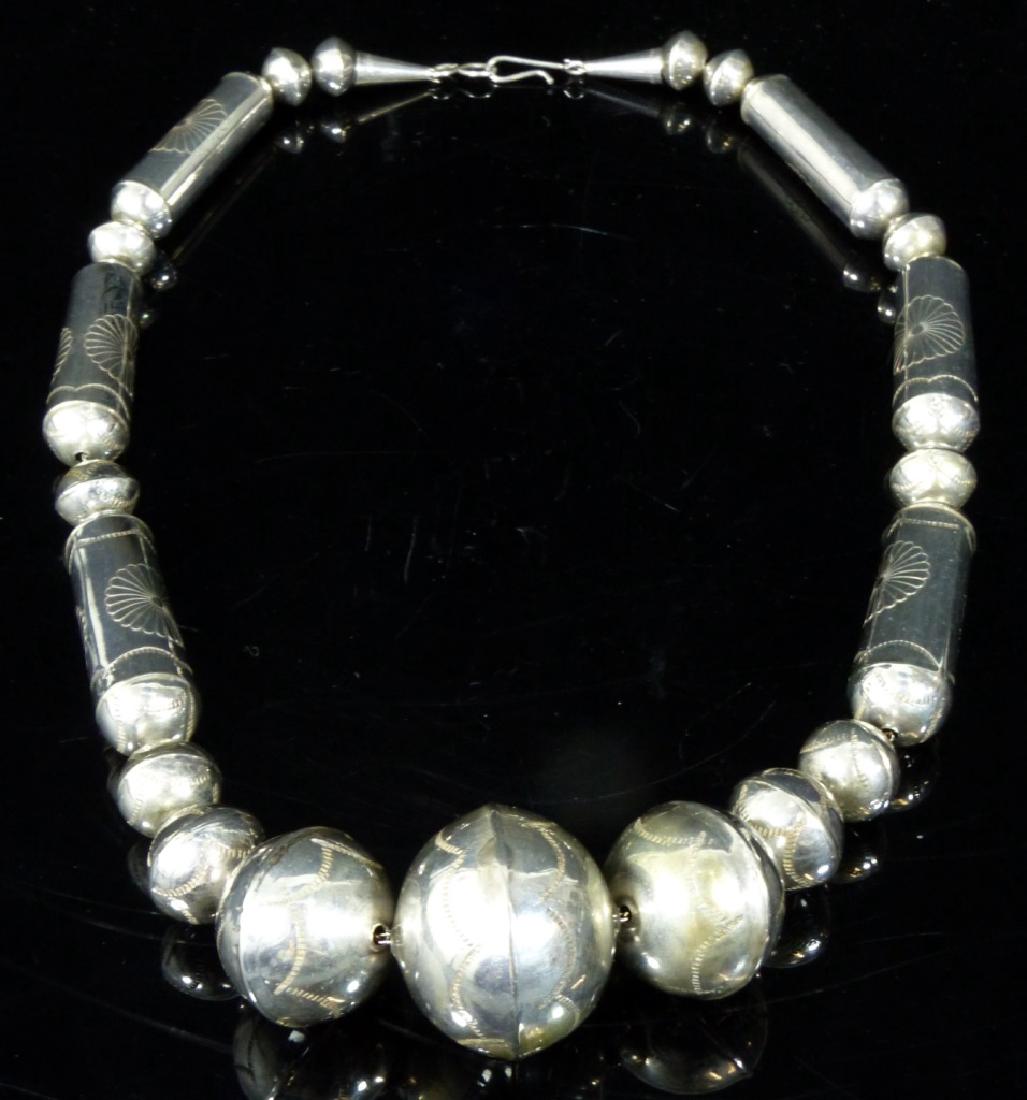 NAVAJO STERLING SILVER BEADED NECKLACE (1 of 6)