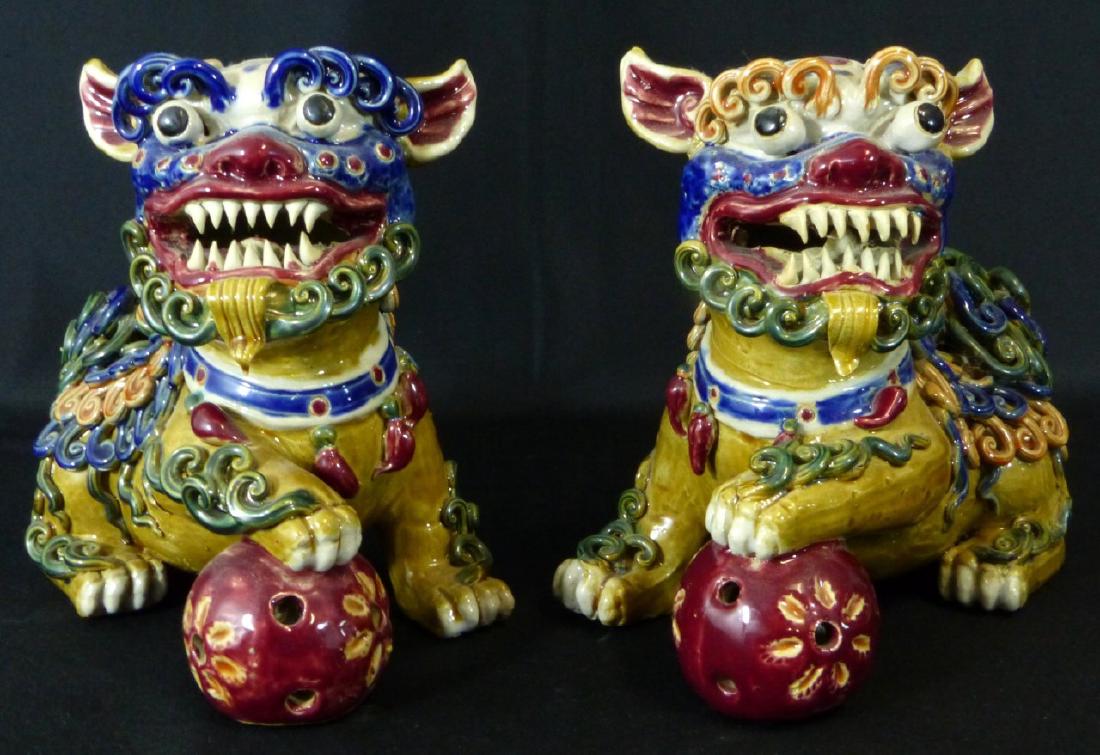 PR CHINESE GLAZED CERAMIC FOO DOGS w BALLS (1 of 9)