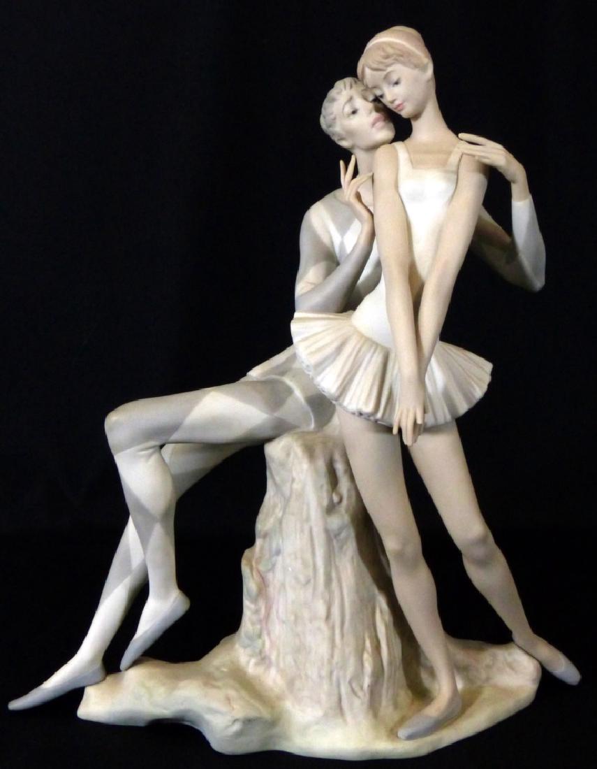 LLADRO 'IDYL' BALLERINA & JESTER PORCELAIN FIGURE