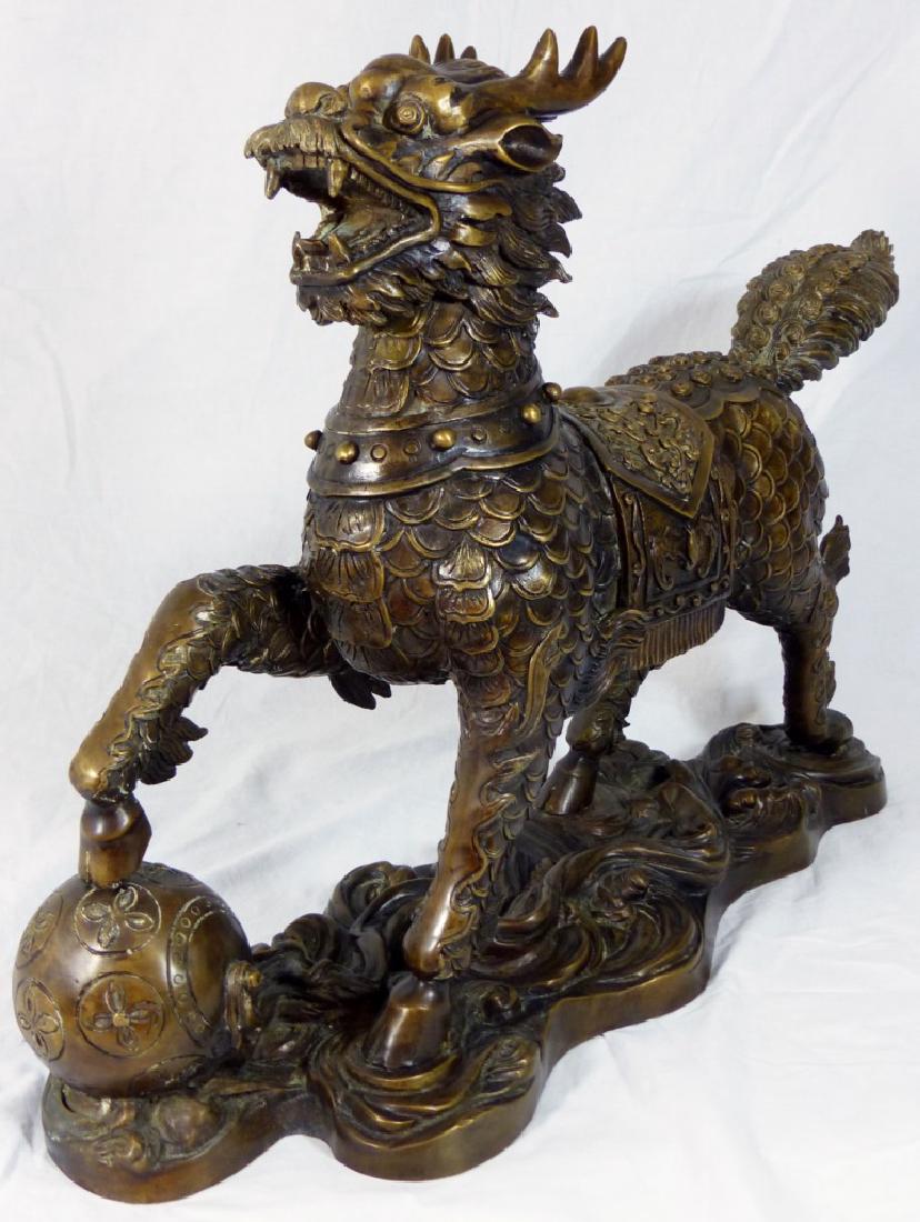 LARGE CHINESE BRONZE FOO LION SCULPTURE (1 of 6)