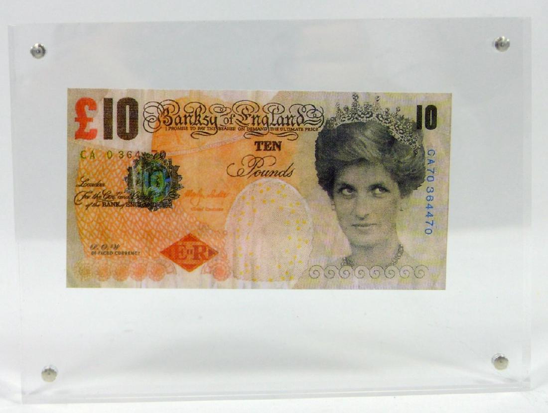 BANKSY 'DI-FACED" TENNER OFFSET LITHOGRAPH (1 of 3)