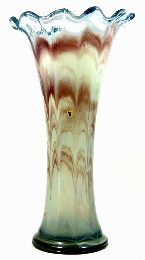 LARGE MURANO PULLED FEATHER GLASS VASE SIGNED (1 of 8)