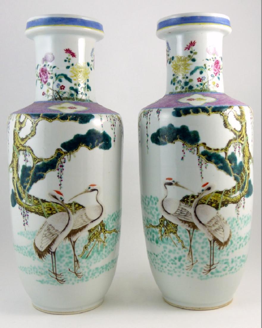 PR CHINESE ROULEAU FORM PORCELAIN VASES w CRANES (1 of 13)