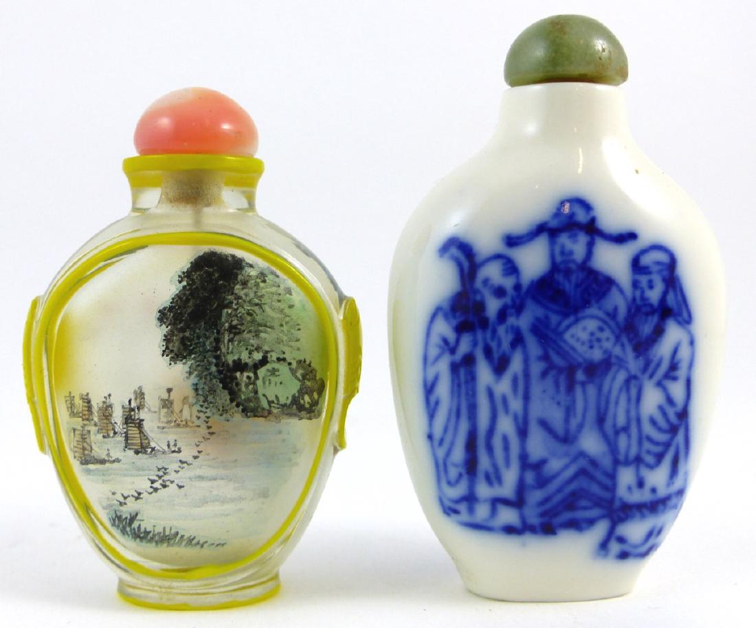 2pc CHINESE SNUFF BOTTLES (1 of 8)