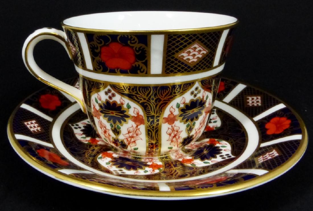 2pc ROYAL CROWN DERBY 'OLD IMARI' TEACUP & SAUCER (1 of 5)