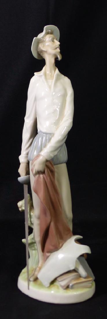 LLADRO QUIXOTE STANDING UP PORCELAIN FIGURINE (1 of 6)