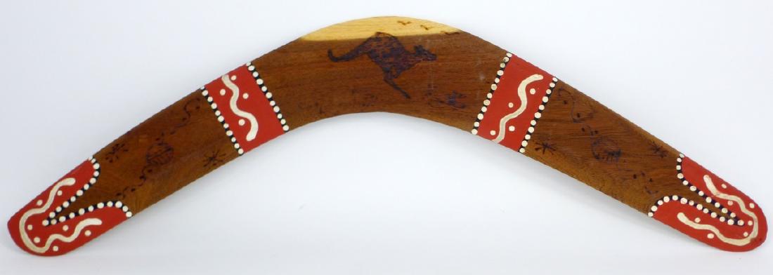 AUSTRALIAN PAINTED BOOMERANG SIGNED (1 of 5)