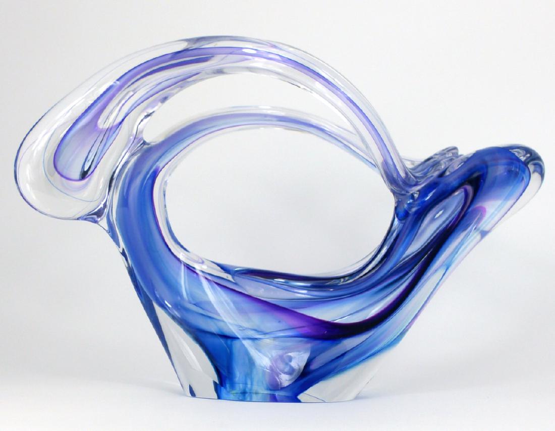 BARRY ETNER FREEFORM ART GLASS SCULPTURE: Barry Entner (American) studio art glass sculpture of freeform design. Signed (?) illegibly to side of base and dated 1998. Measures 12" (30.5cm) length.