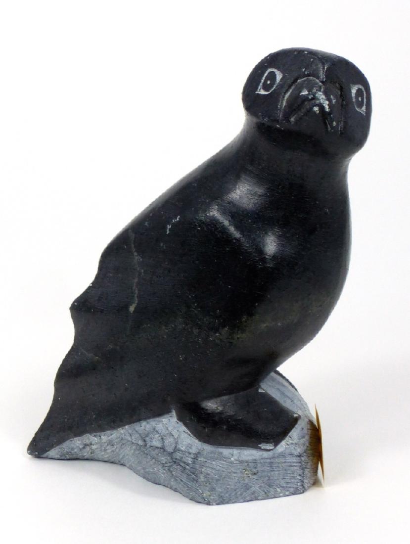 INUIT CARVED STONE FIGURE OF A BLACK BIRD (1 of 6)