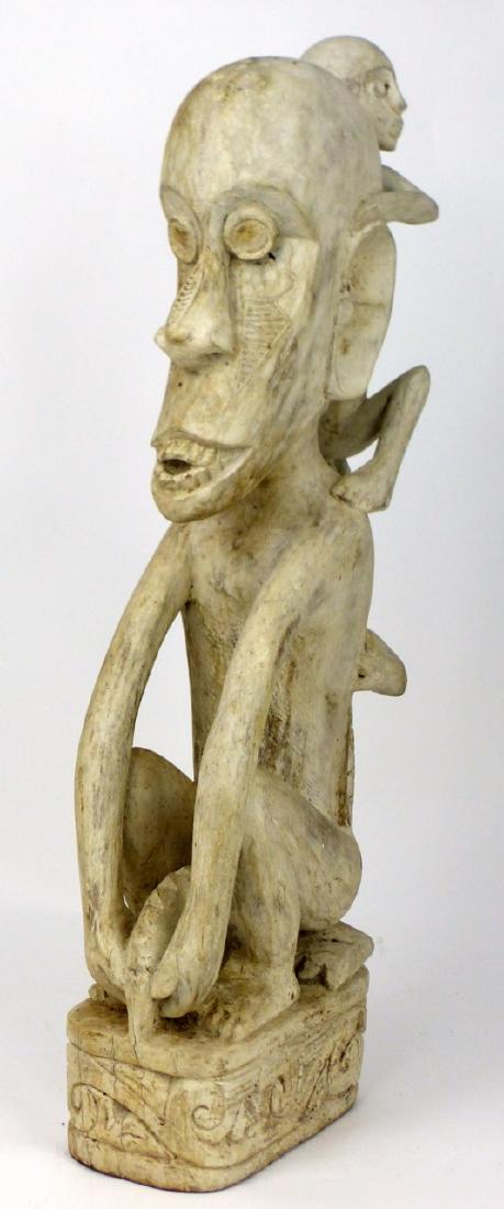 DAYAK TRIBAL WOOD SCULPTURE (1 of 6)