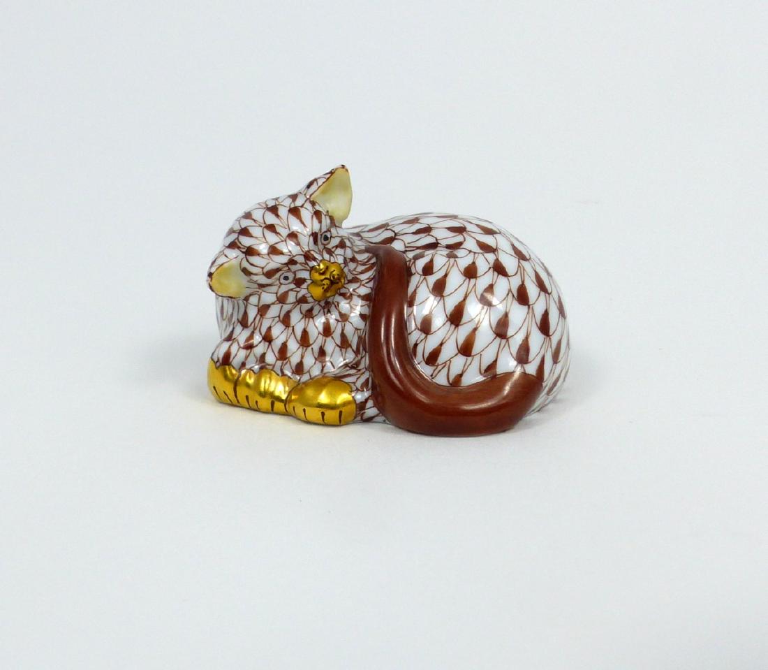 HEREND CAT CHOCOLATE FISHNET PORCELAIN FIGURINE (1 of 6)