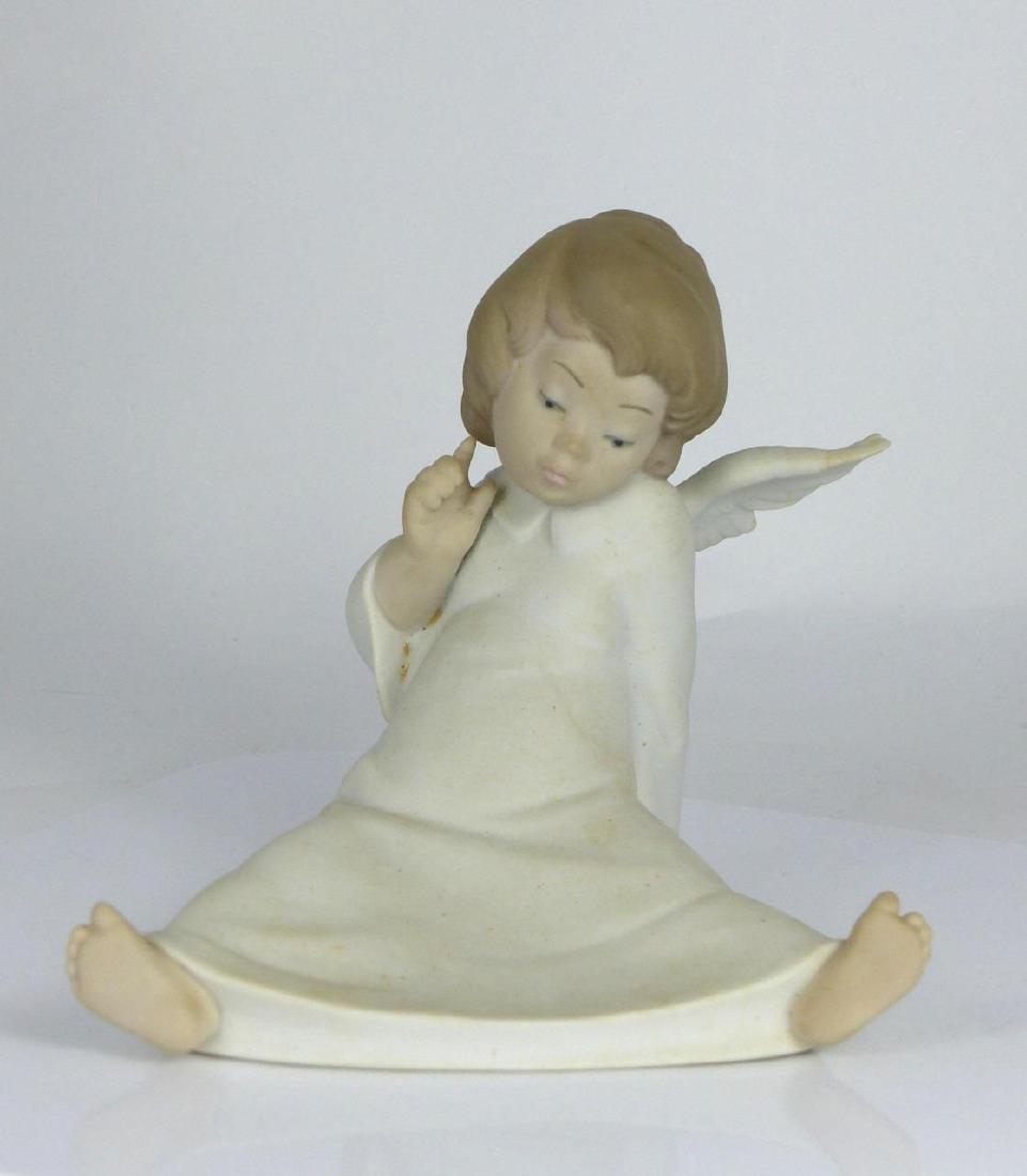 LLADRO 'ANGEL WONDERING' PORCELAIN FIGURINE w BOX (1 of 8)